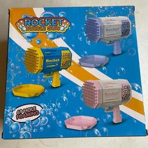 NWT Pink Rocket Light Up Bubble Gun